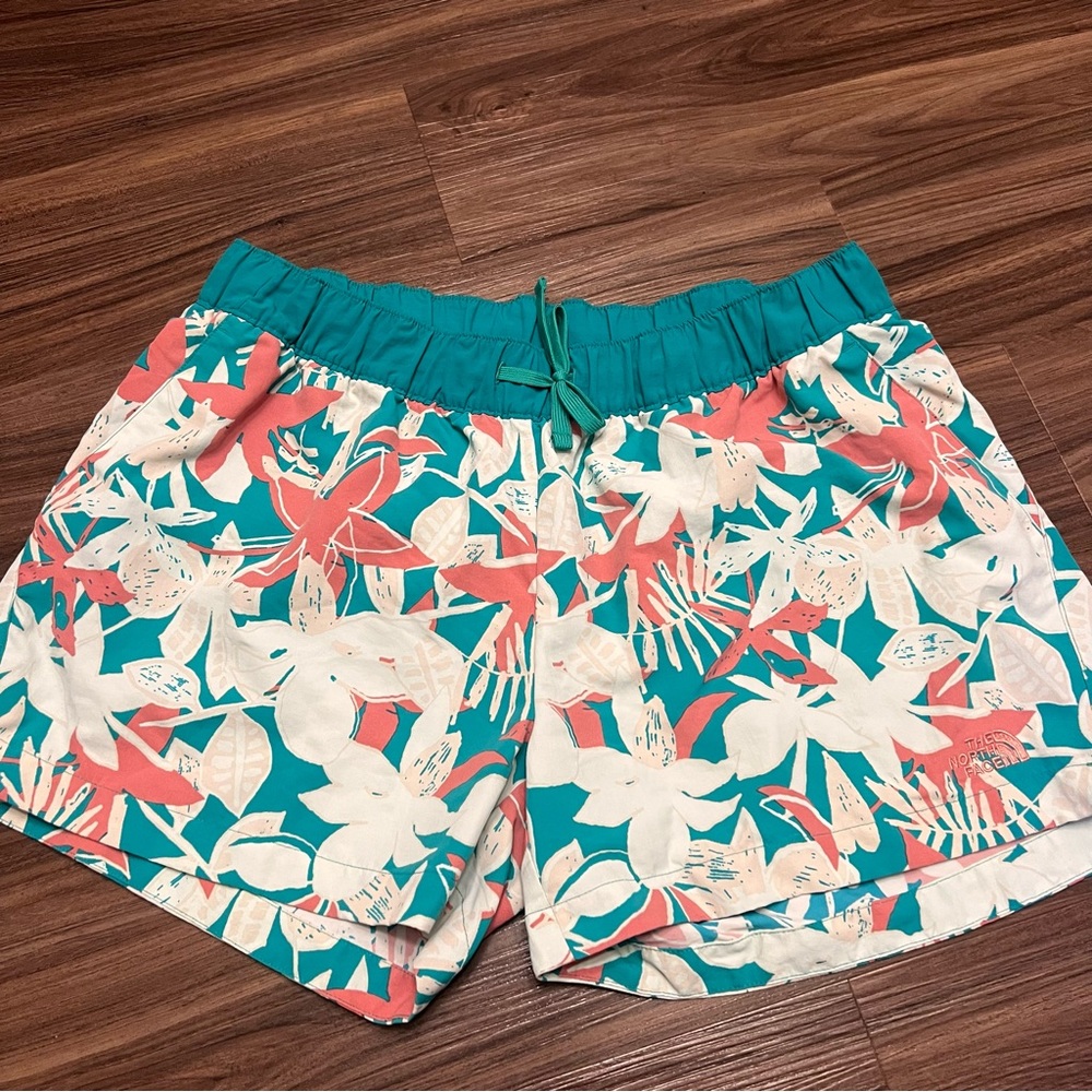 The North Face sz L Women’s Class V Floral Print shorts